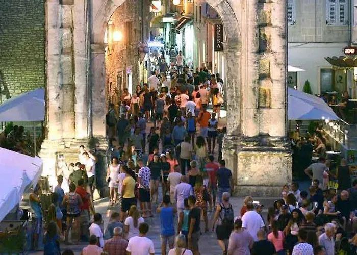 Angels - Anna Apartment Pula